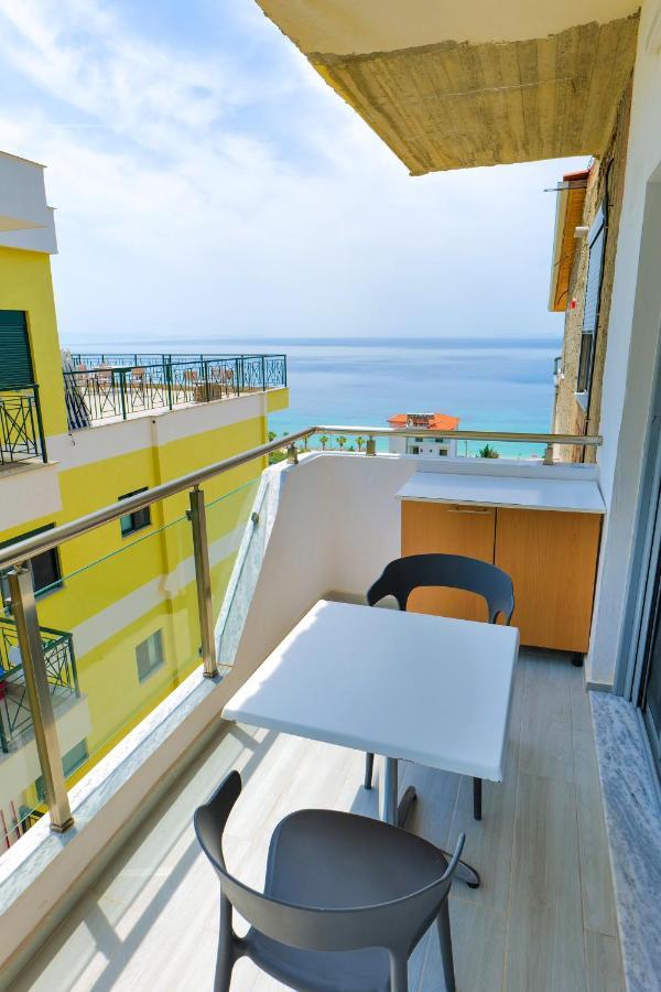 White Hotel Борш Екстериор снимка